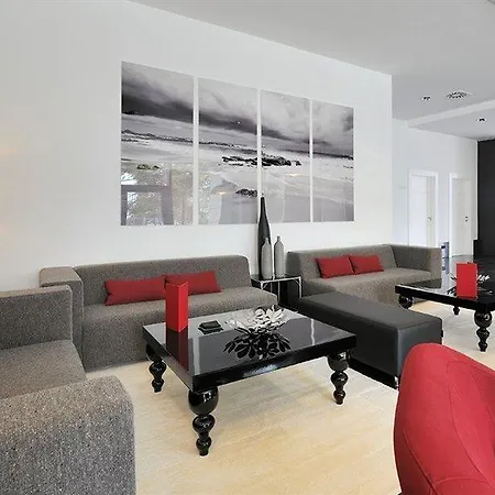 Catalonia Hotel 4*