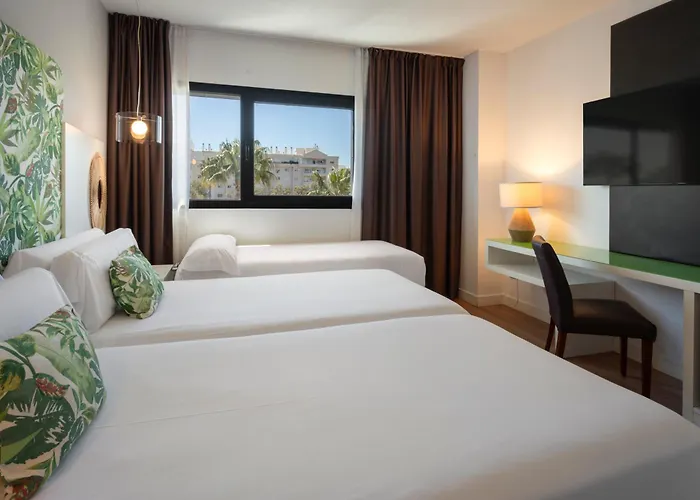 Catalonia מלון 4*